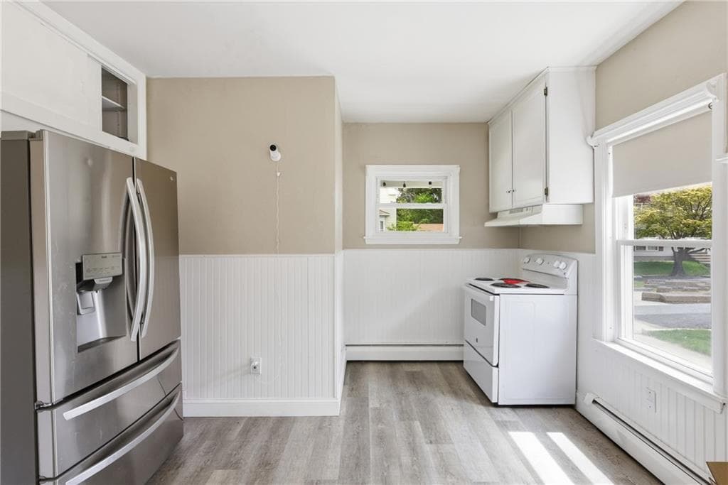 Single Family Residence at 27 Hemlock Avenue, Cranston, photo 13 of 30