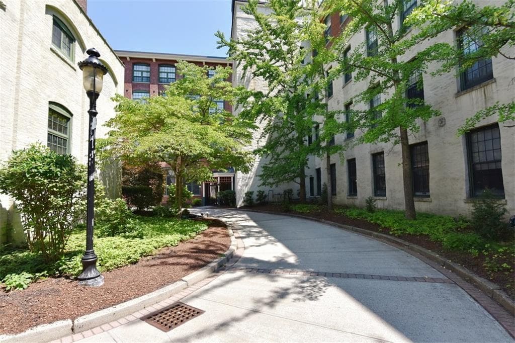 Condominium at 15 Higgins Street UNIT 314, Smithfield, photo 12 of 20