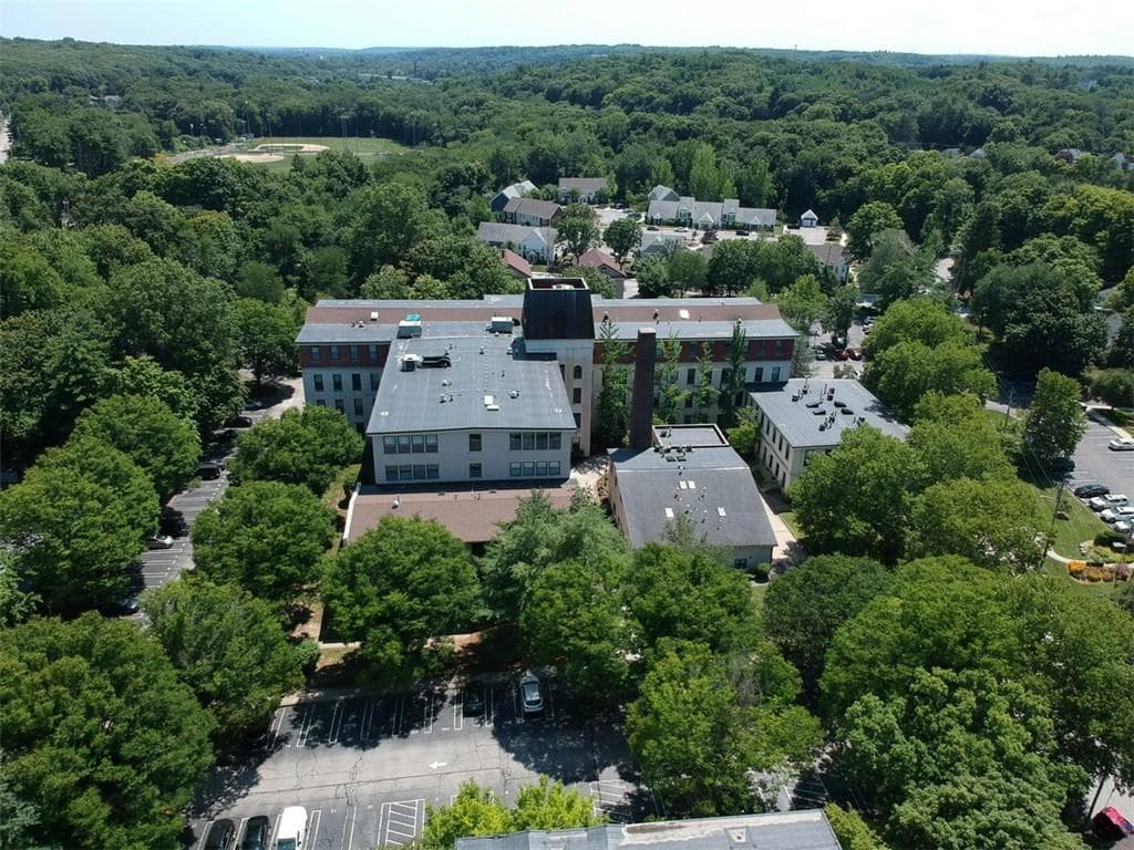 Condominium at 15 Higgins Street UNIT 314, Smithfield, photo 15 of 20