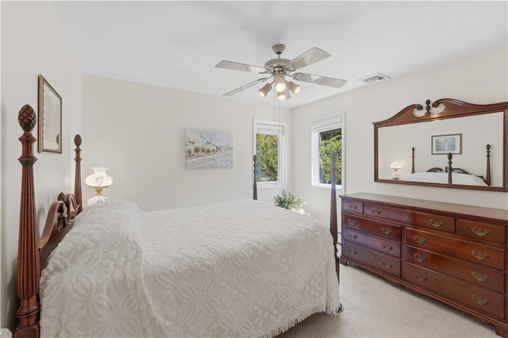 38 Gondola Avenue photo 26