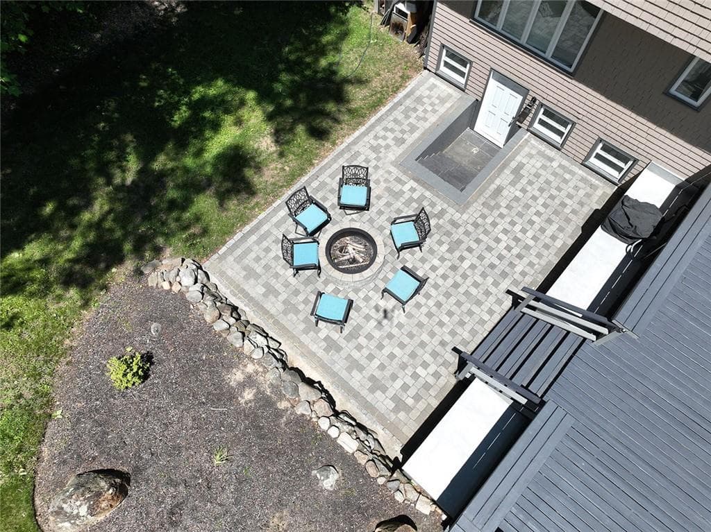 10 Arbor Way photo 38