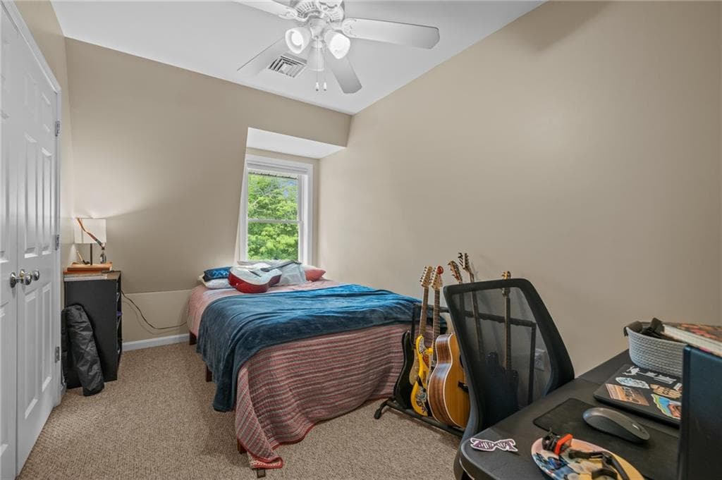 145 High Street UNIT C photo 32