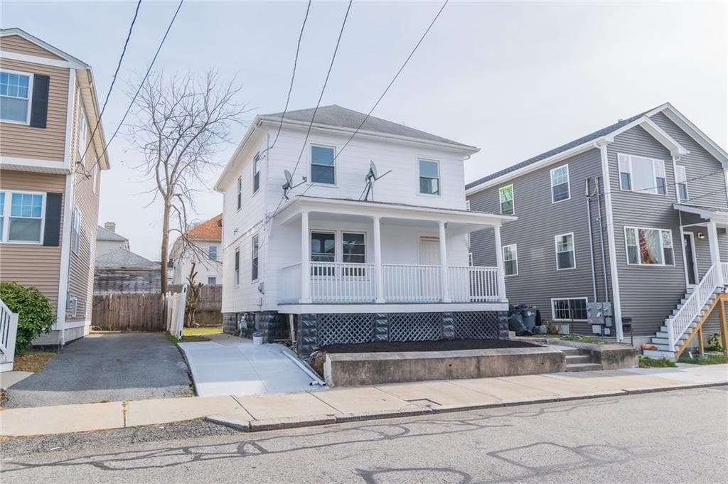 61 Leah Street