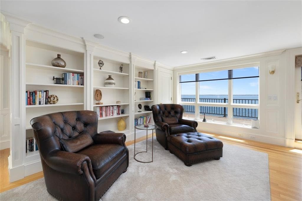 30 Angell Court photo 6