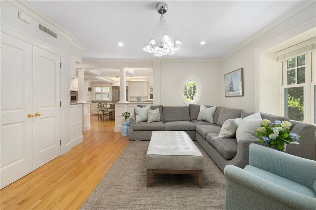 30 Angell Court photo 13