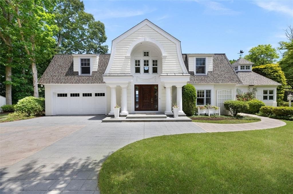 30 Angell Court