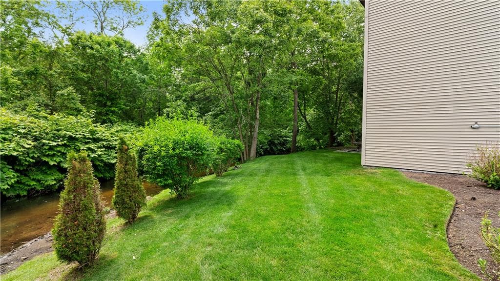 131 Fordson Avenue UNIT 4 photo 19