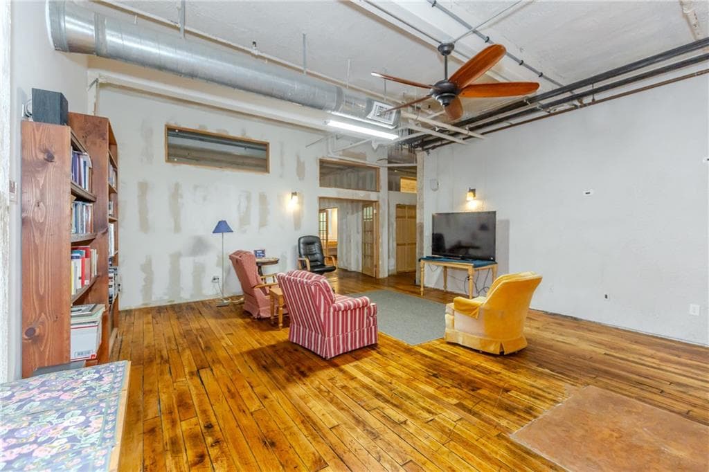 Condominium at 404 Roosevelt Avenue UNIT 204G, Central Falls, photo 12 of 48