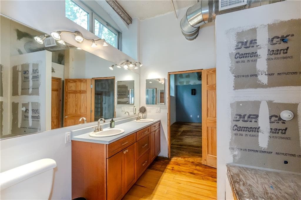 Condominium at 404 Roosevelt Avenue UNIT 204G, Central Falls, photo 24 of 48