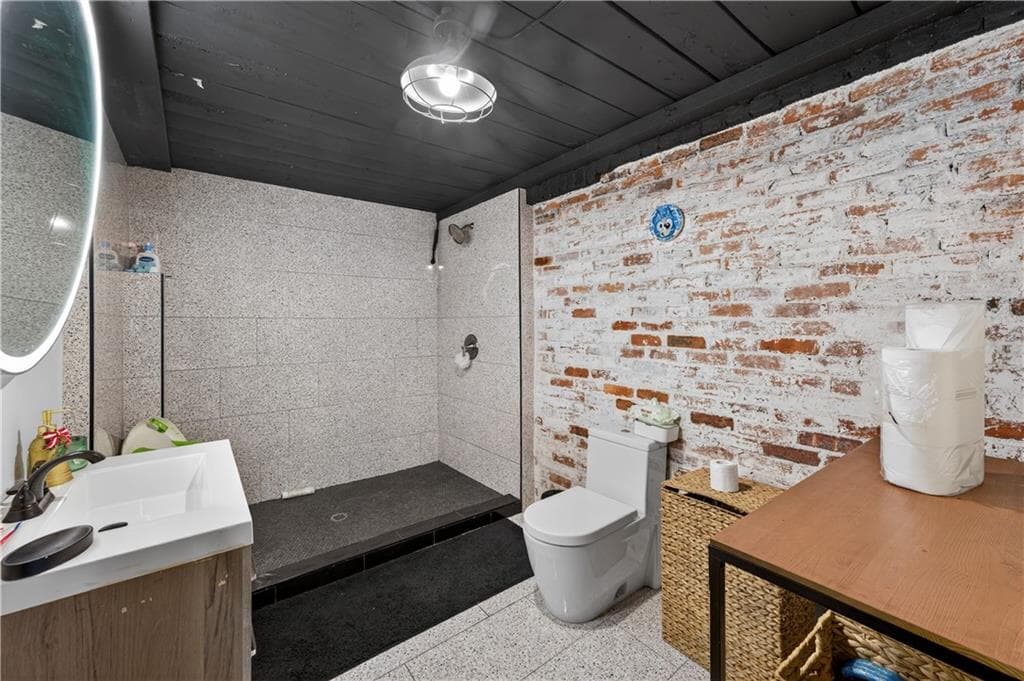 134 Sterry Street photo 11
