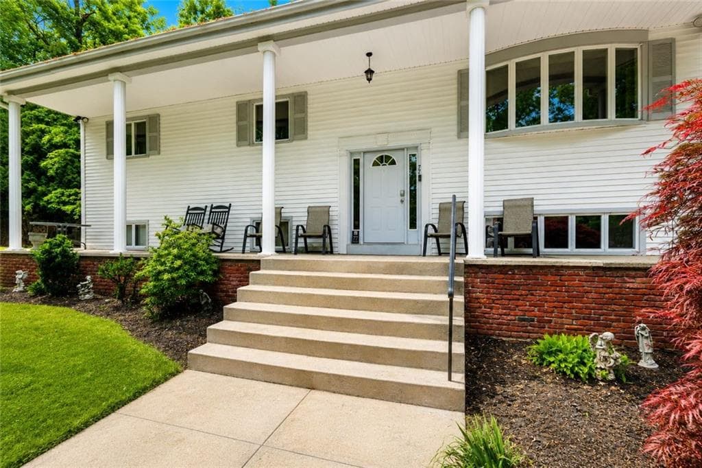 Single Family Residence at 77 Pine Hill Avenue, Johnston, photo 5 of 20