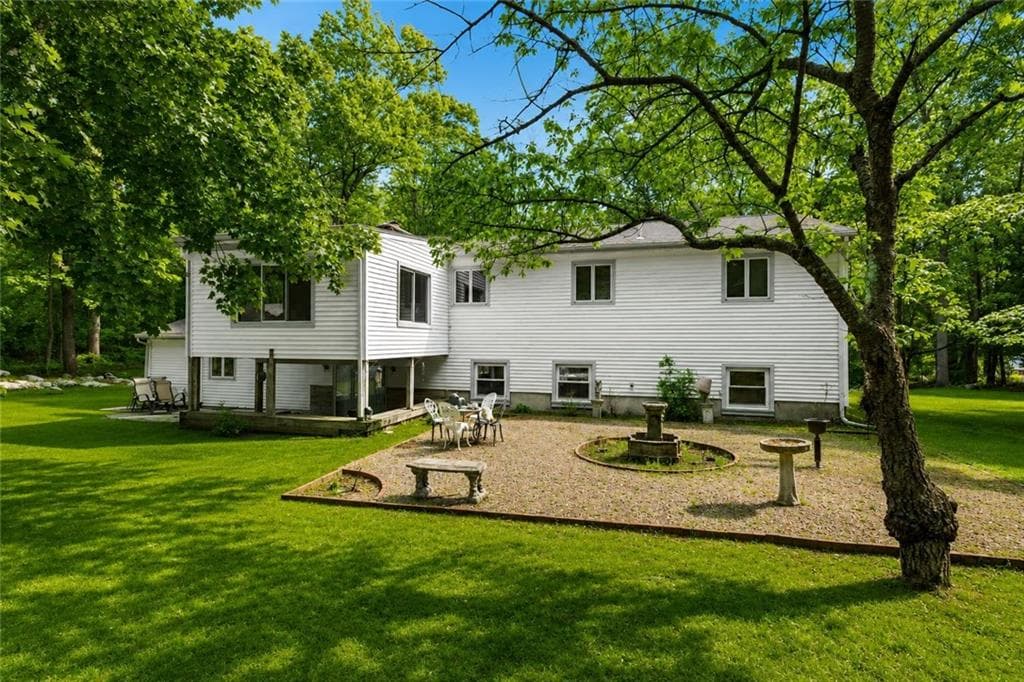 Single Family Residence at 77 Pine Hill Avenue, Johnston, photo 4 of 20