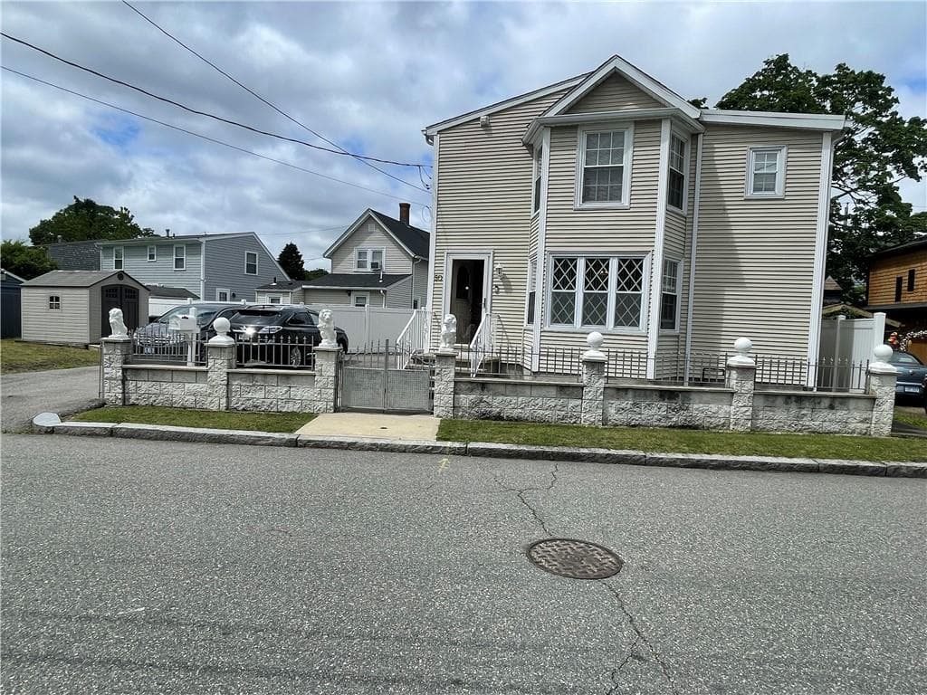 50 Washington Avenue photo 3
