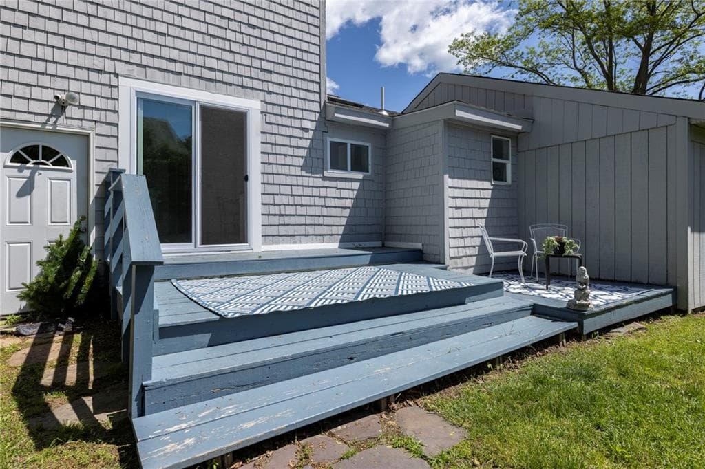 16 Courtway Street photo 43