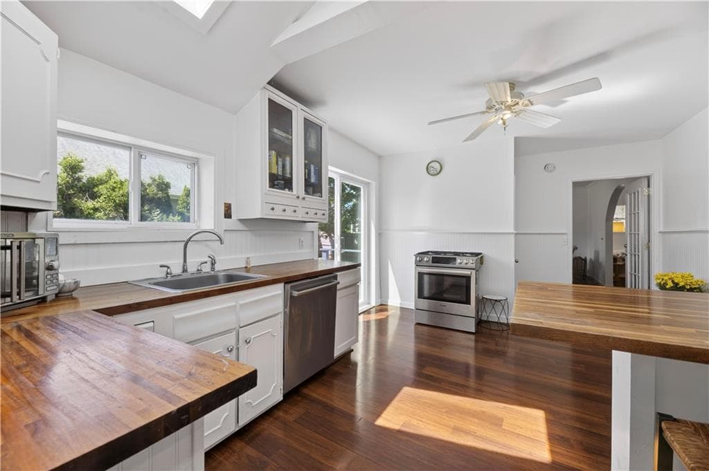 16 Courtway Street photo 18