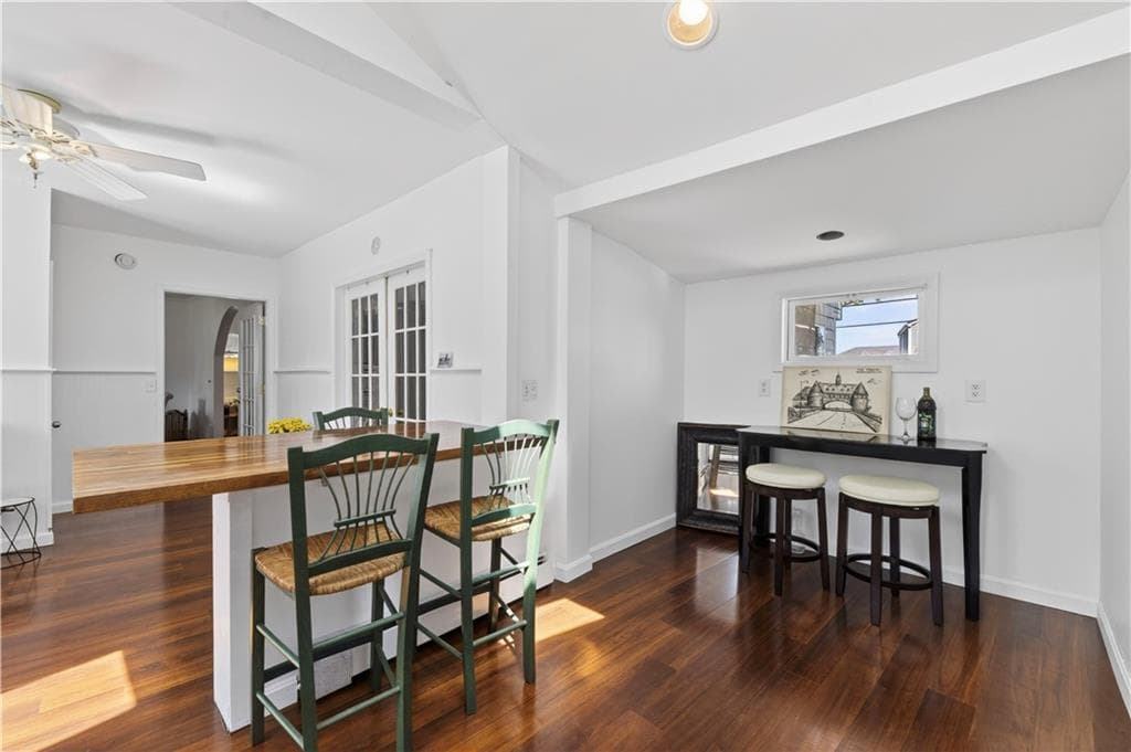 16 Courtway Street photo 19