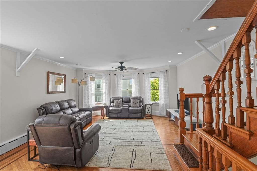 Single Family Residence at 26 Franklin Street, Newport, photo 18 of 41