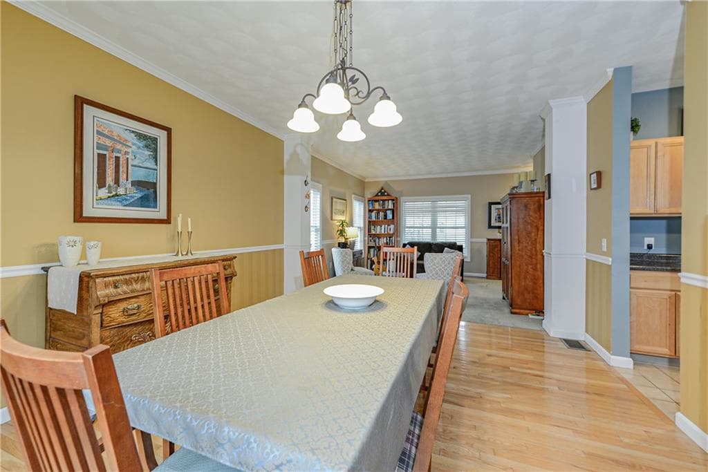 Single Family Residence at 394 Westmoreland Lane, North Kingstown, photo 13 of 43