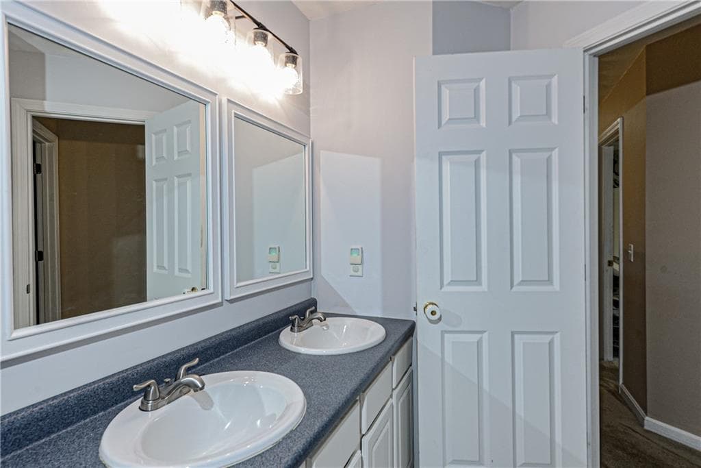 Single Family Residence at 394 Westmoreland Lane, North Kingstown, photo 34 of 43