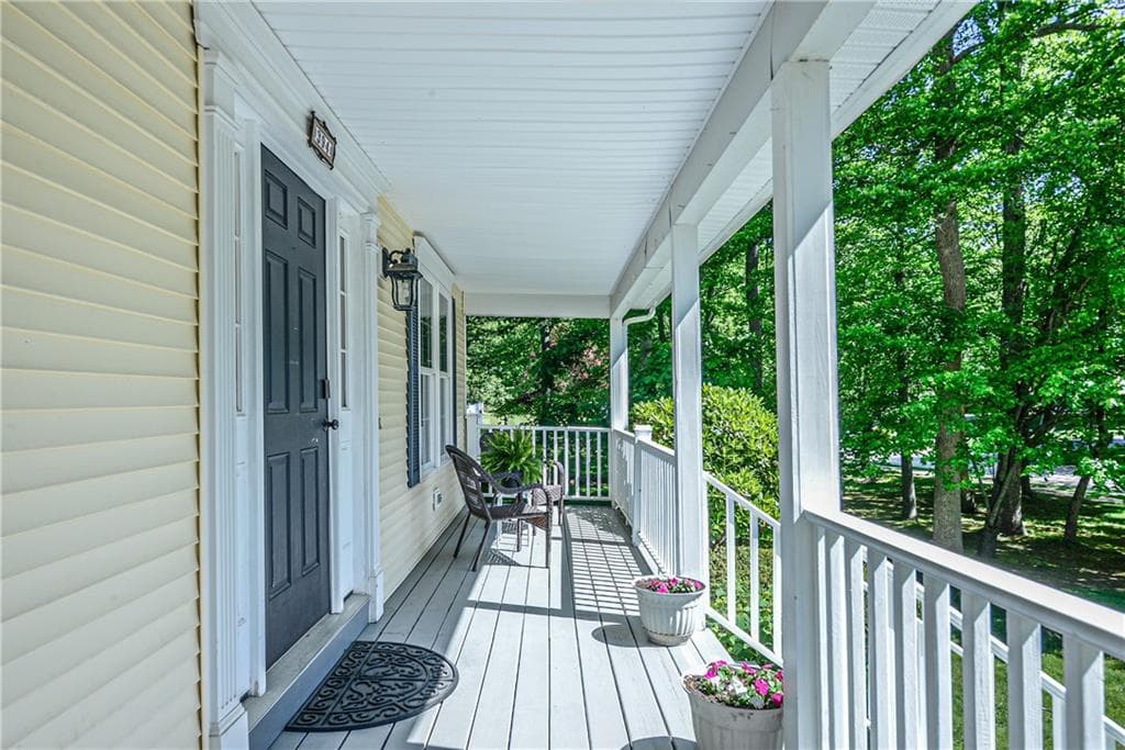 Single Family Residence at 394 Westmoreland Lane, North Kingstown, photo 4 of 43