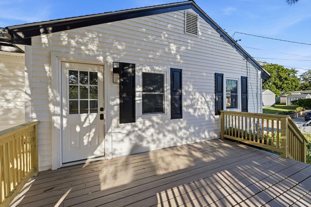 Single Family Residence at 9 San Juan Drive, Bristol, photo 29 of 37