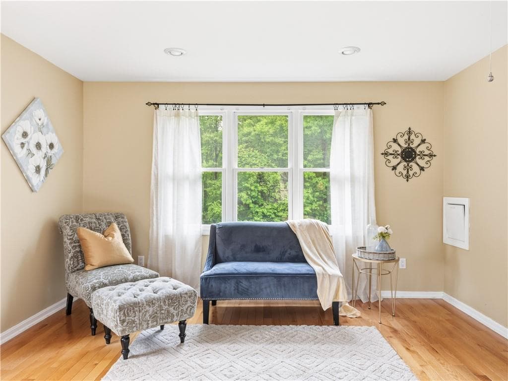 48 Hummingbird Lane photo 23