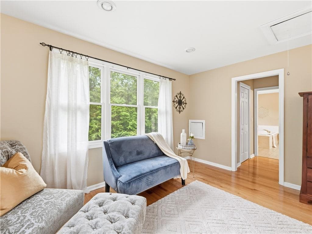 48 Hummingbird Lane photo 24