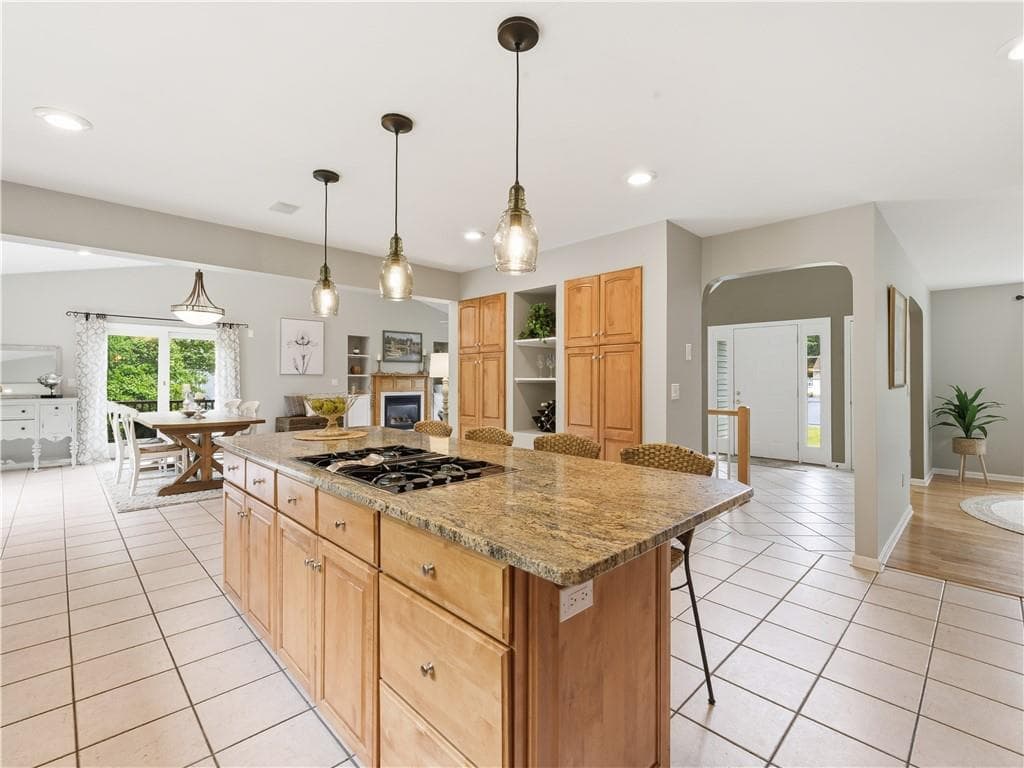 48 Hummingbird Lane photo 14