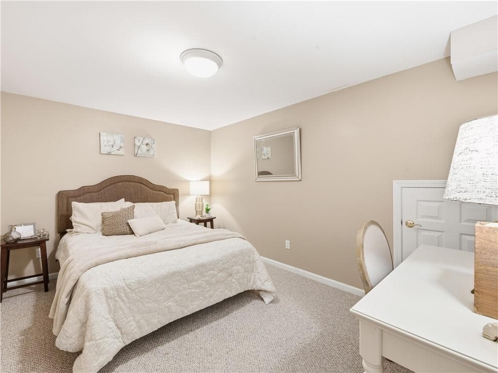 48 Hummingbird Lane photo 35