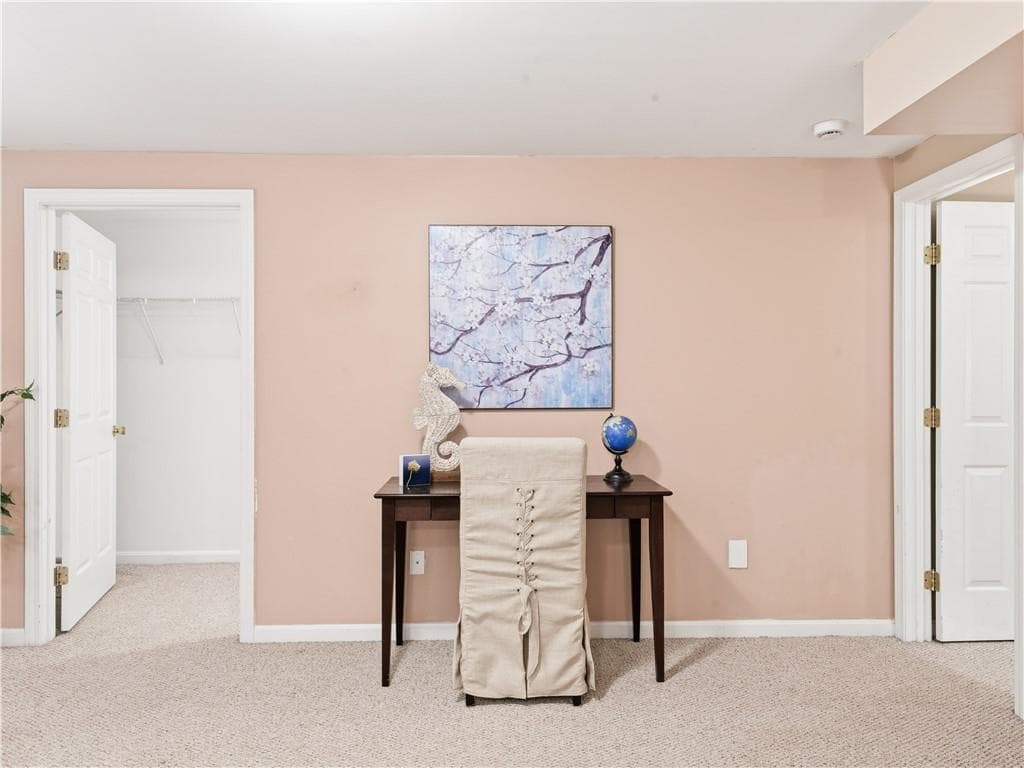 48 Hummingbird Lane photo 31