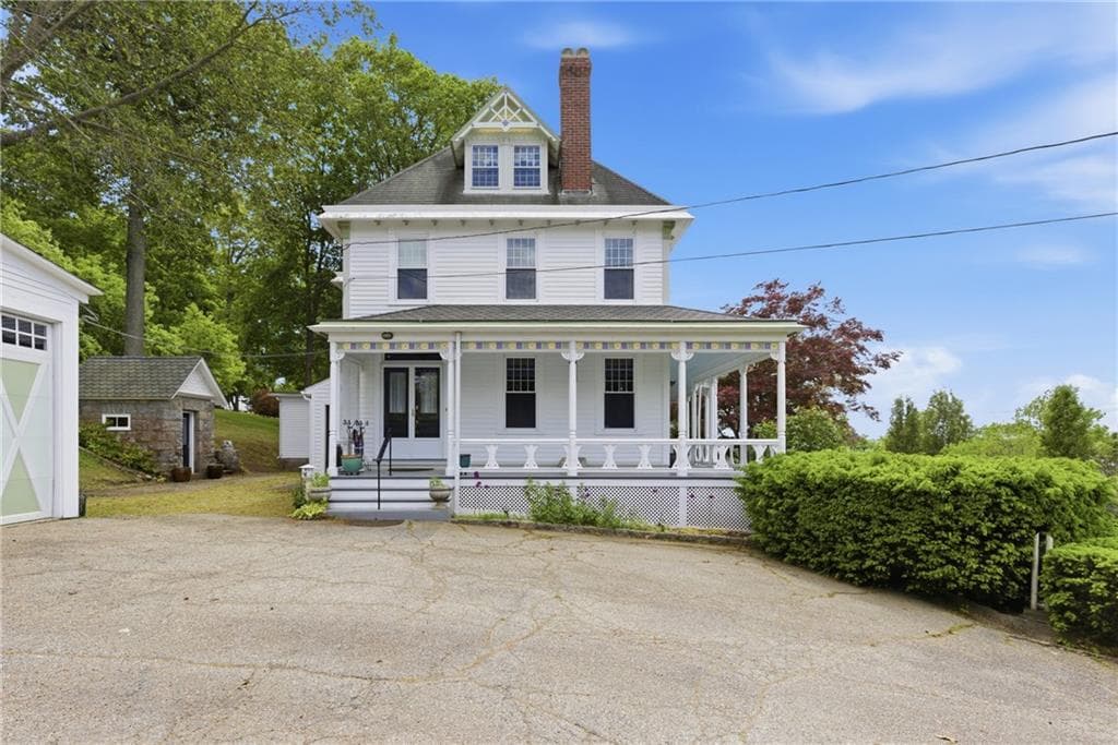 Single Family Residence at 1660 Main Road, Tiverton, photo 38 of 50