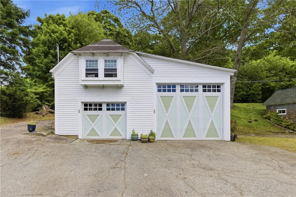 Single Family Residence at 1660 Main Road, Tiverton, photo 40 of 50