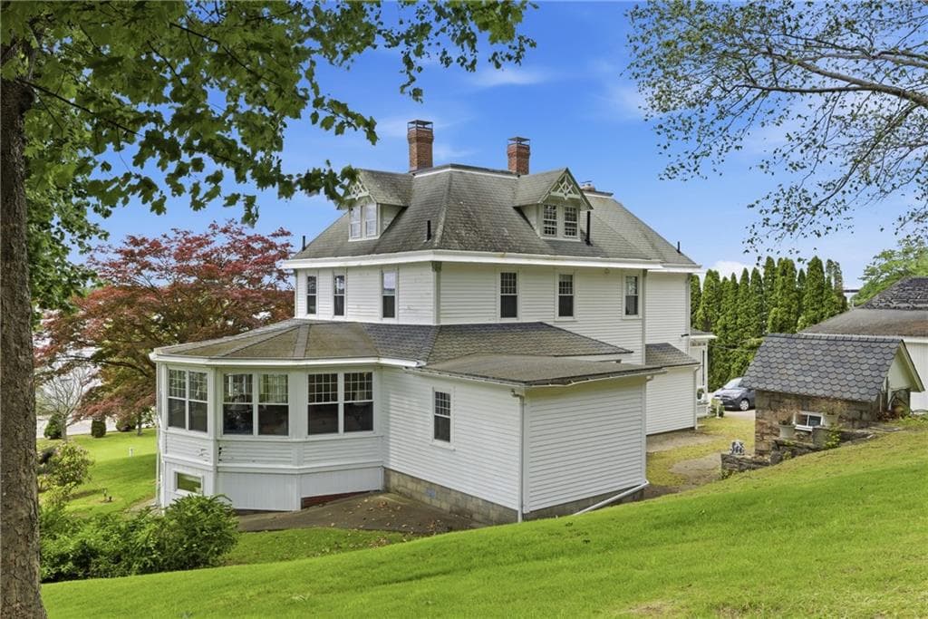 Single Family Residence at 1660 Main Road, Tiverton, photo 35 of 50