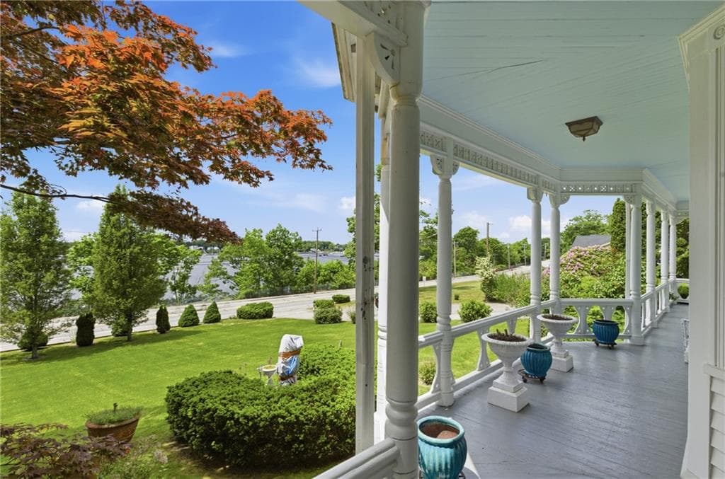 Single Family Residence at 1660 Main Road, Tiverton, photo 8 of 50