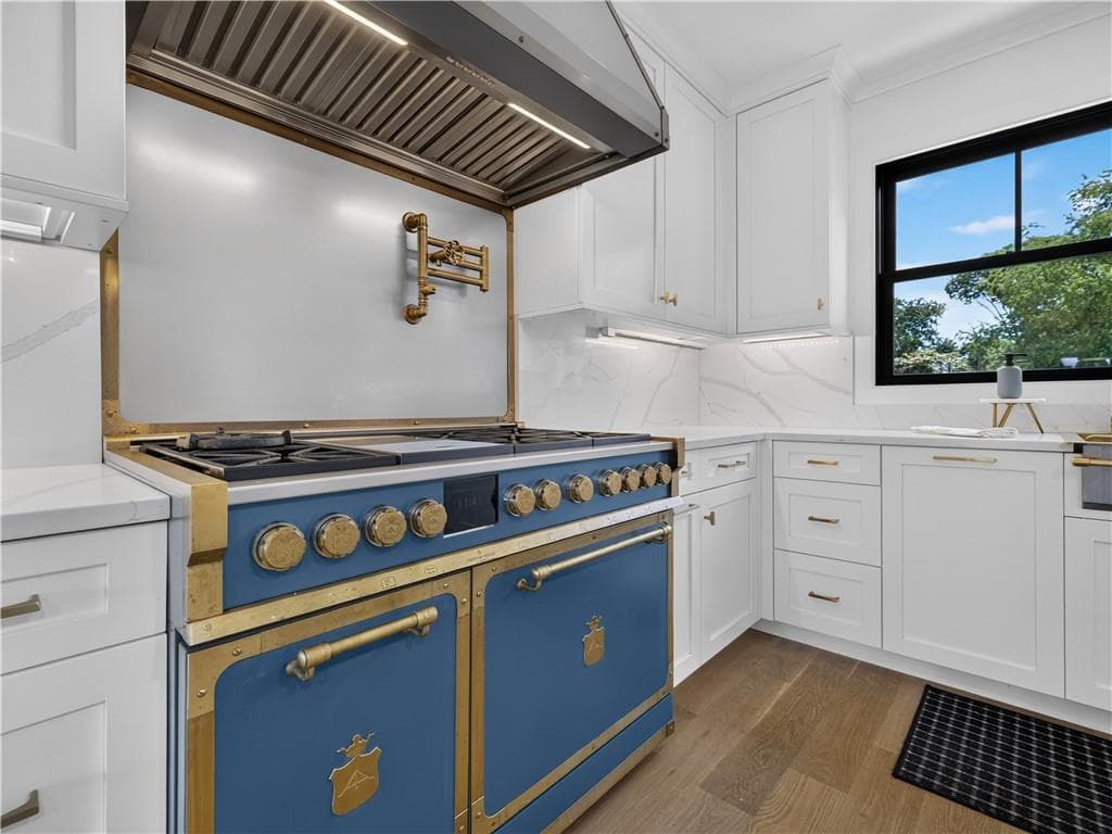 34 Lanphere Road photo 6