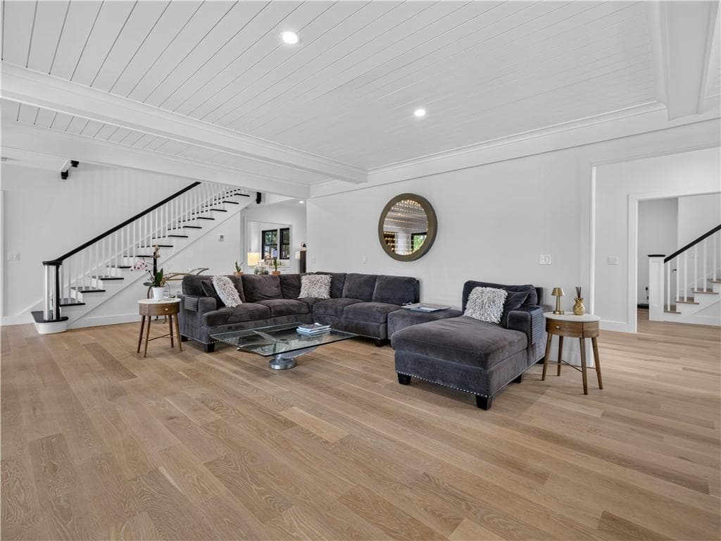34 Lanphere Road photo 10