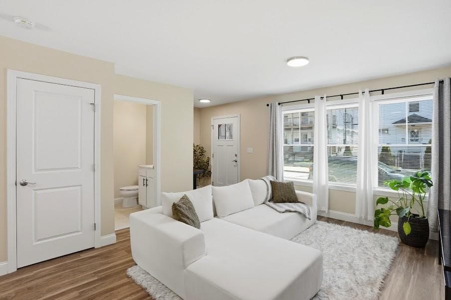 50 MAVIS Street UNIT 1 photo 5