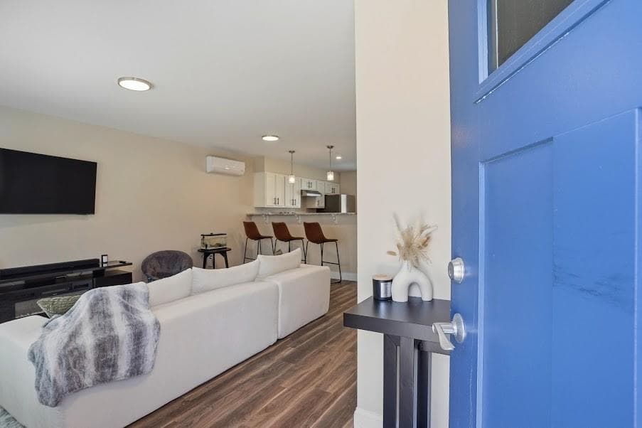 50 MAVIS Street UNIT 1 photo 10