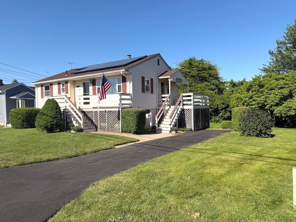 15 Casey Drive photo 2