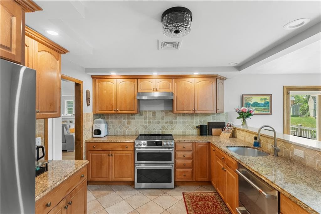 417 Squantum Drive photo 12