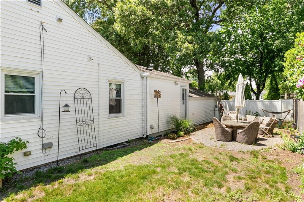 417 Squantum Drive photo 37