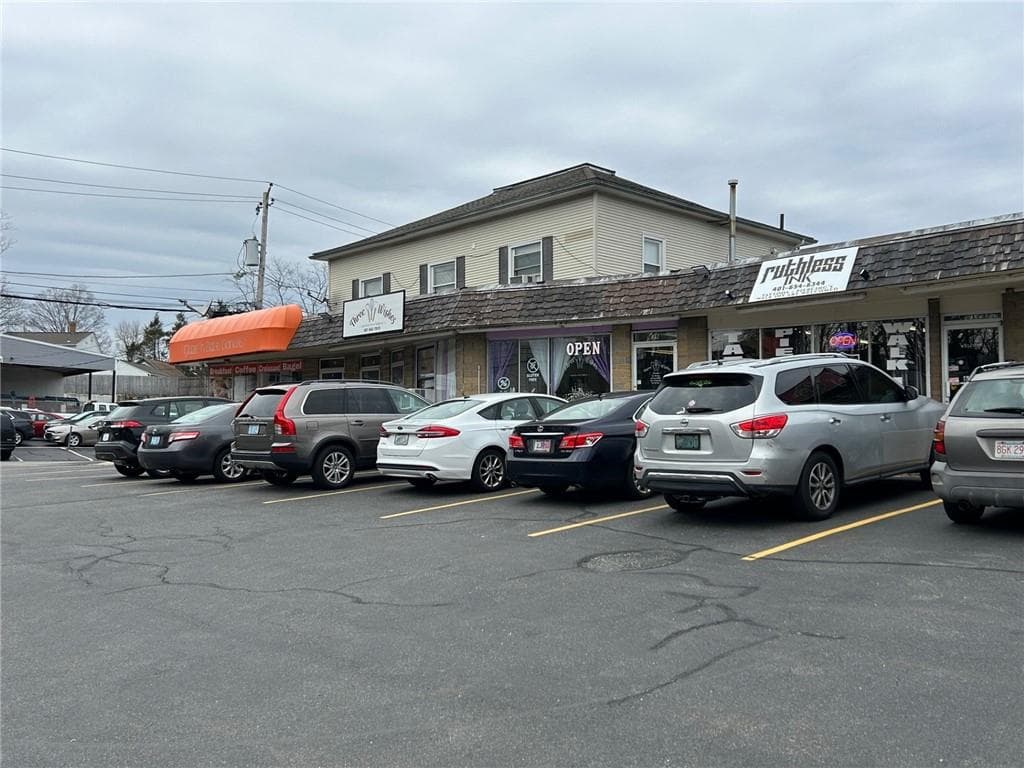 Commercial at 39 Greenville Avenue, Johnston, photo 3 of 17
