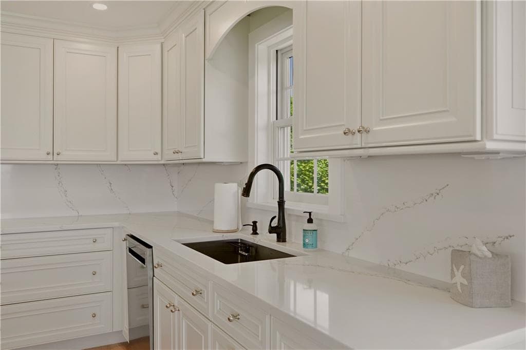 Single Family Residence at 3 Richmond Pond Drive, Westport, photo 14 of 45