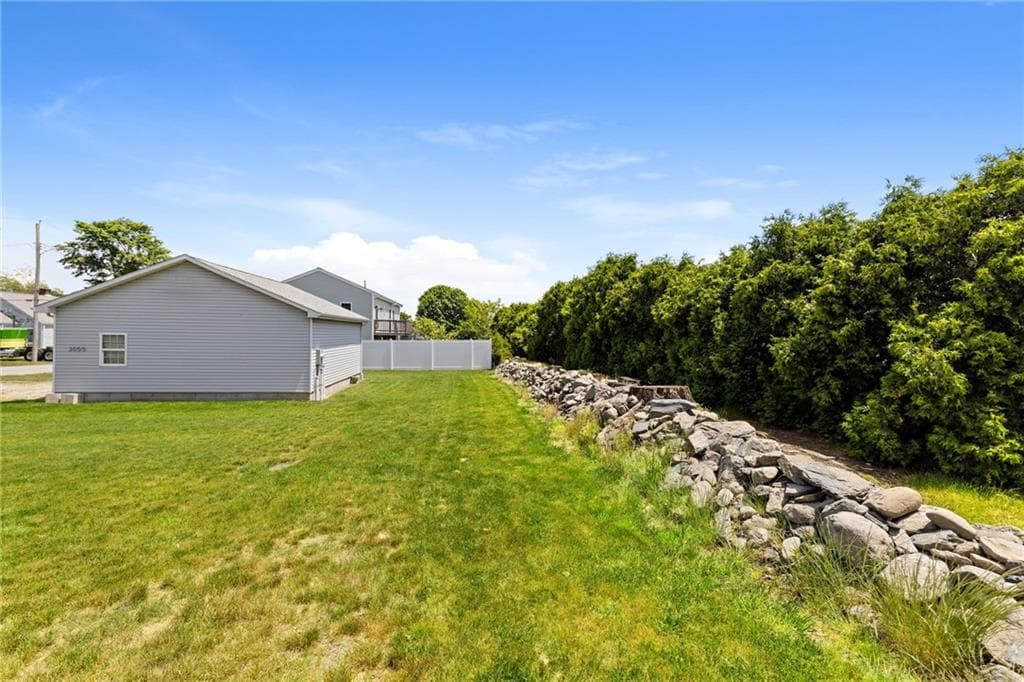 3055 East Main Road photo 11