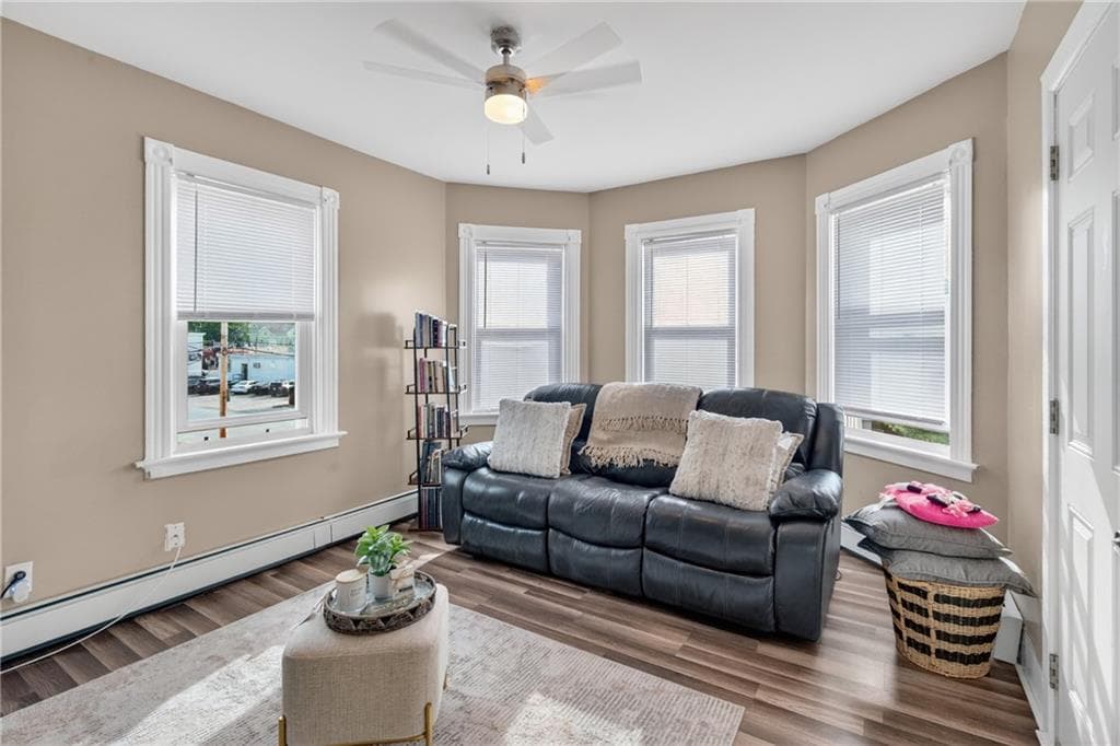 142 Richard Street photo 13