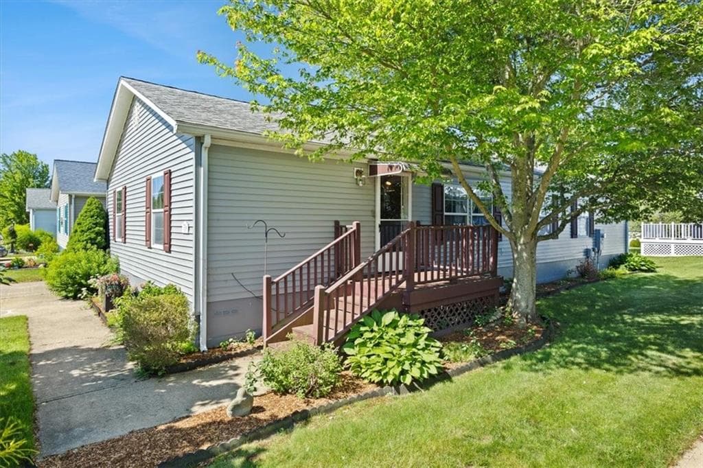 59 Robin Drive photo 4