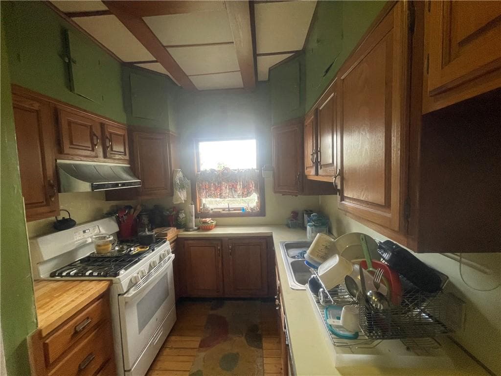 Single Family Residence at 82 Jefferson Avenue, Pawtucket, photo 12 of 40