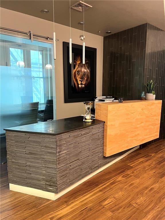 1 Custom House Street UNIT 4 photo 2