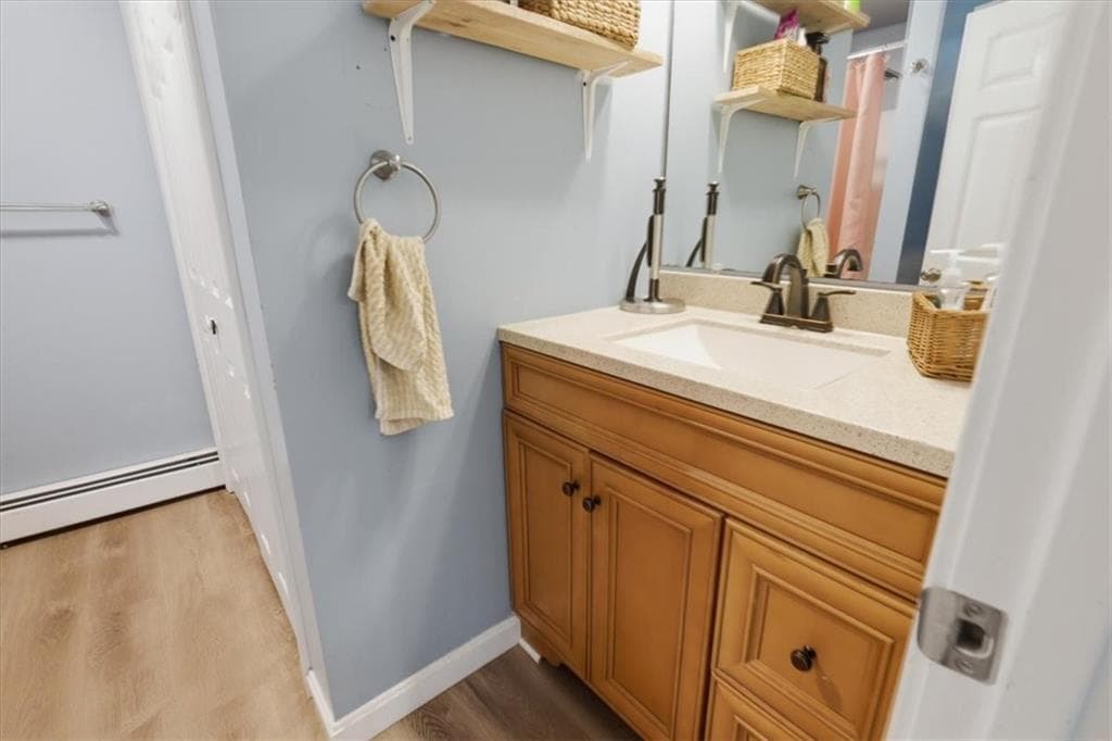 20 Oakton Street photo 17