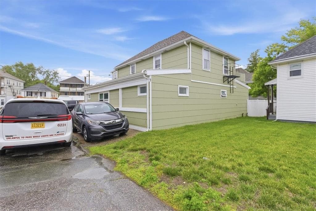 20 Oakton Street photo 3